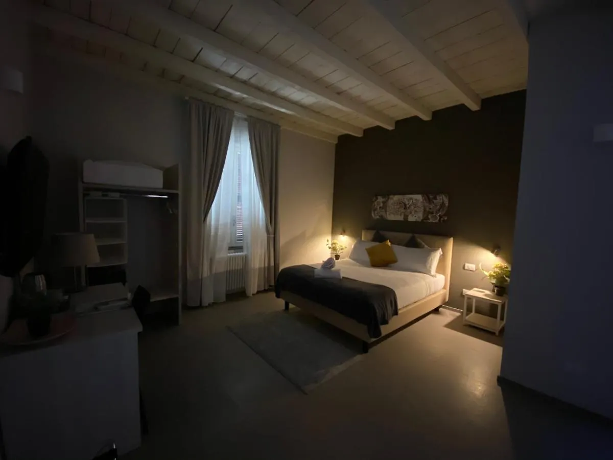 Guest house Lo Stallone -Malpensa Milan Airport Buscate Italy